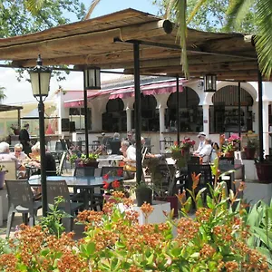 2* Bed & Breakfast Finca La Mota
